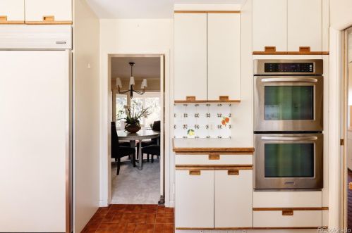 3360 Columbine Cir, Englewood CO 80113-7605 exterior