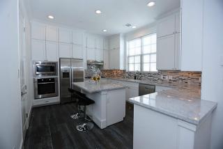 2122 Briarglen Dr, Houston TX  77027-3712 exterior