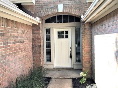 17523 Chestnut Trl, Richmond TX  77407-0897 exterior