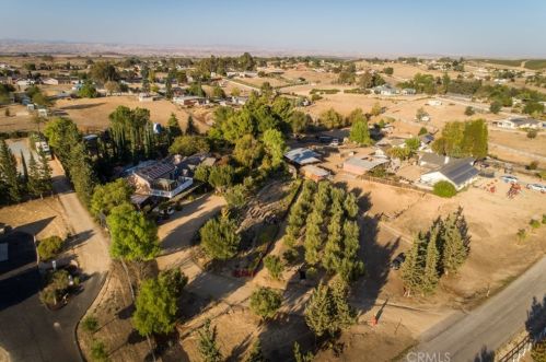 5669 Silverado Pl, Lake Nacimiento, CA 93446-7319