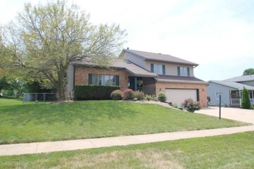 111 Lexington Dr, Beverly Manor, IL 61571-1053