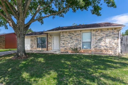 3732 Horizon Pl, Fort Worth, TX 76133-7651