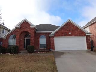 4605 Maple Hill Dr, Fort Worth TX  76123-4641 exterior