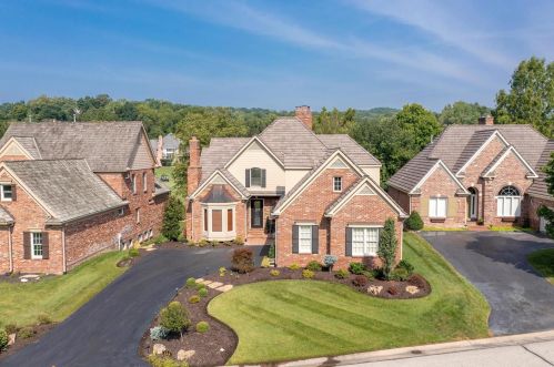 224 Timber Trace Dr, Saint Albans, MO 63073-1100