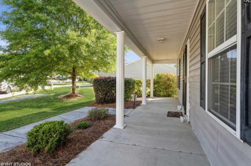 137 Scotstown Ln, Cayce-West Columbia, SC 29170-1289