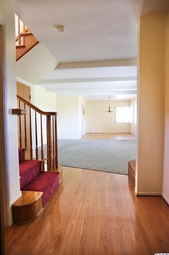 257 Cumberland Rd, Glendale CA  91202-1342 exterior