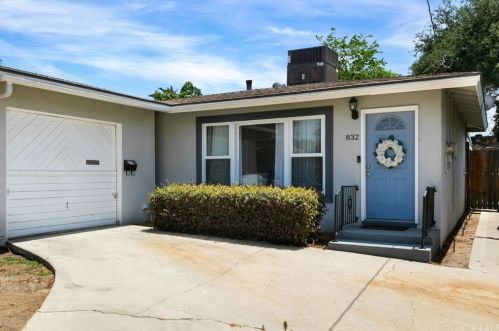832 Brockton Ave, Redlands, CA 92374-3607
