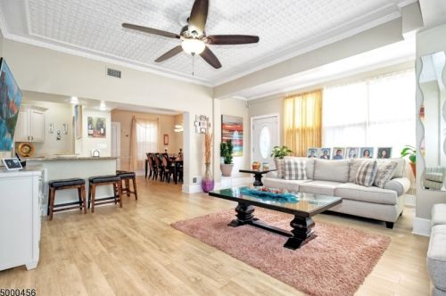 85 Rea Ave, Paterson NJ  07506-2401 exterior