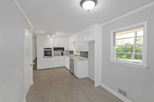 4723 Briarcliff Rd, Atlanta GA  30345-2713 exterior
