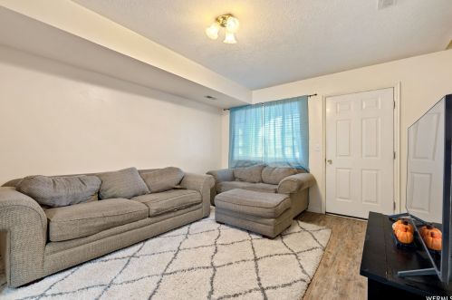 60 200, Wellsville UT 84339-9703 exterior