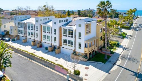 245 Tamarack Ave, Carlsbad, CA 92008-4062