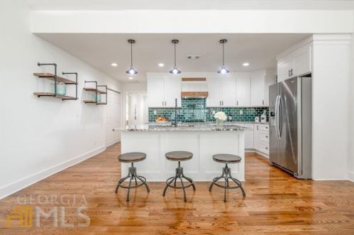 1125 Edgefield Dr, Atlanta GA  30310-3716 exterior