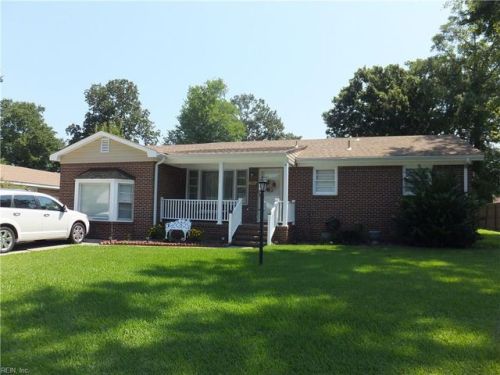 5916 Bradford Dr, Suffolk, VA 23435-2002