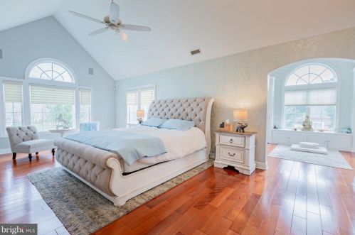 10 Ocean View Dr, Palermo, NJ 08230-1019