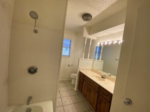 1433 Southland St, Sulphur Springs TX  75482-4709 exterior