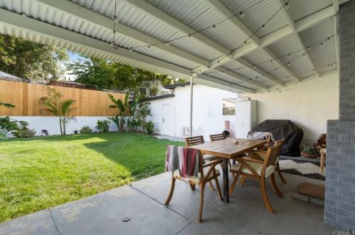 835 Phillips St, Vista CA  92083-7108 exterior