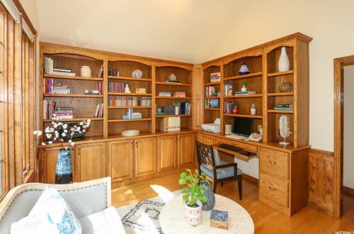 11925 Brookglen Dr, Sandy UT 84092-7149 exterior