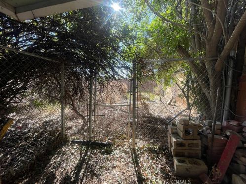 3430 Santa Cruz Dr, Riverside CA  92507-4042 exterior