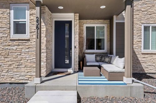 23611 5th Dr, Aurora CO  80018 exterior