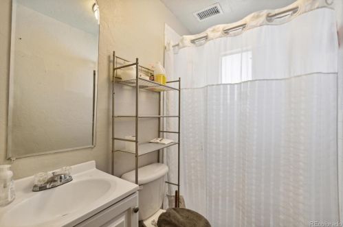 3103 Zion St, Aurora CO  80011-2207 exterior