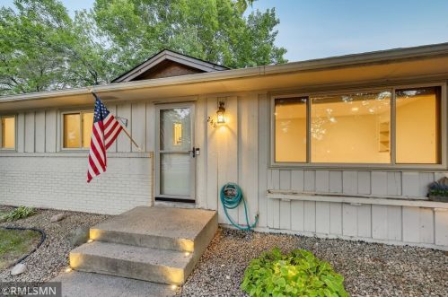 248 150th St, Saint Paul MN  55124-9103 exterior