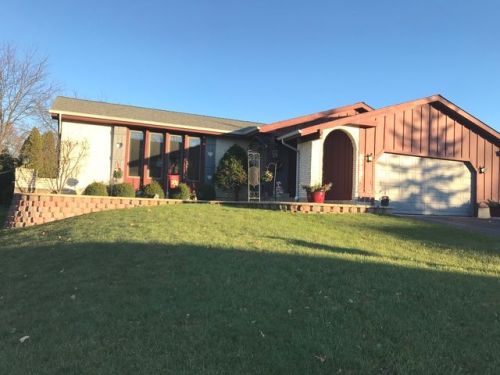 39832 Crabapple Dr, Antioch, IL 60002-2377