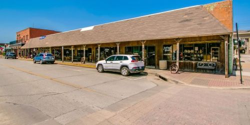 1508 Jackson St, Carrollton TX 75006-6255 exterior