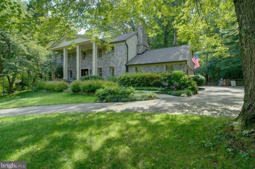 1029 Union Church Rd, Mc Lean, VA 22102-1117