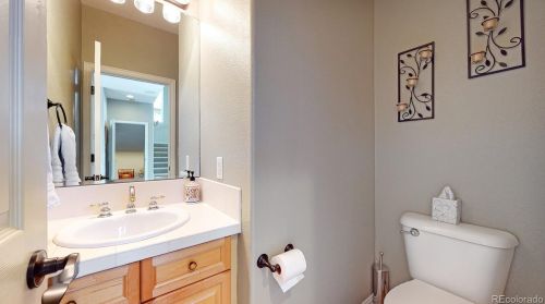 10004 Quarry Hl Pl, Parker CO 80134-3749 exterior