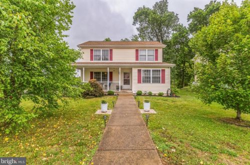 6987 Justin Ct, Remington, VA 22734-9464