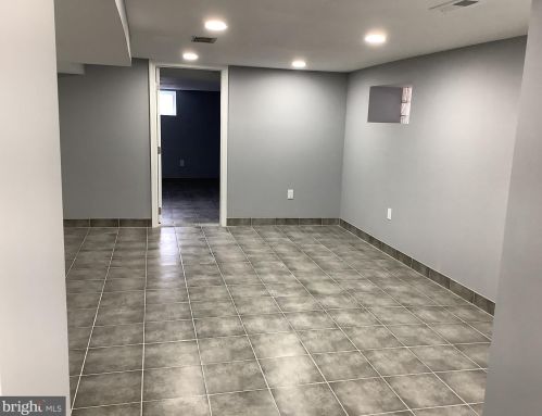 4816 10th St, Philadelphia PA  19141-3930 exterior