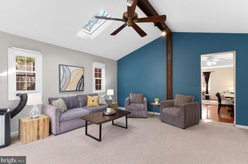 1023 Carson St, Silver Spring MD 20901-1814 exterior