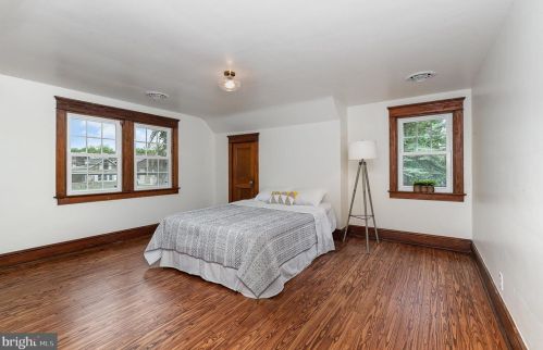 211 York Rd, Carlisle PA  17013-3154 exterior