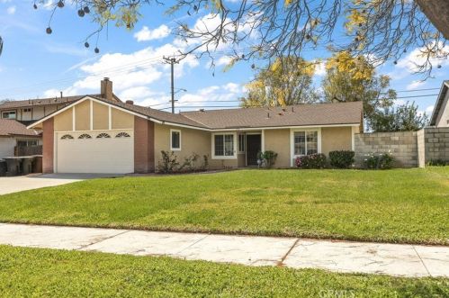 972 Rose St, Colton, CA 92324-1144