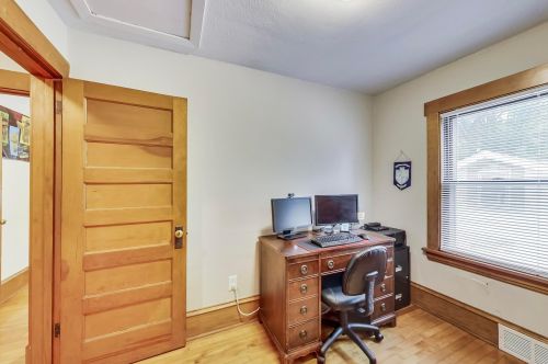 1077 5th St, Saint Paul MN  55106-5331 exterior