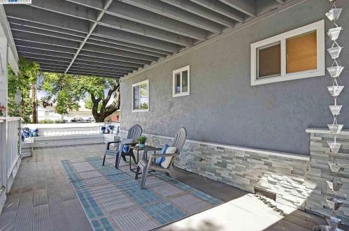 754 Sequoia Dr, Livermore, CA 94551-6559