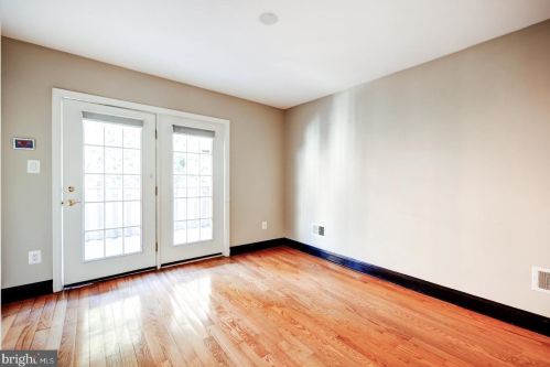 423 16 St, Philadelphia PA  19146-1657 exterior