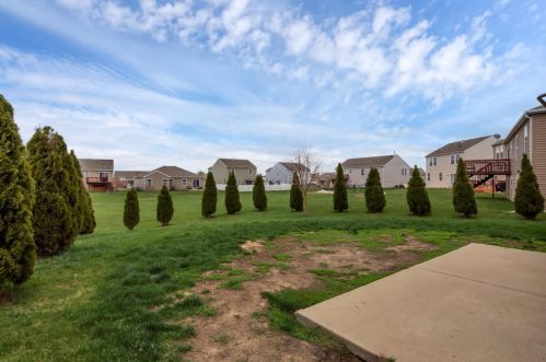 10765 Illinois St, Crown Point, IN 46307-7206