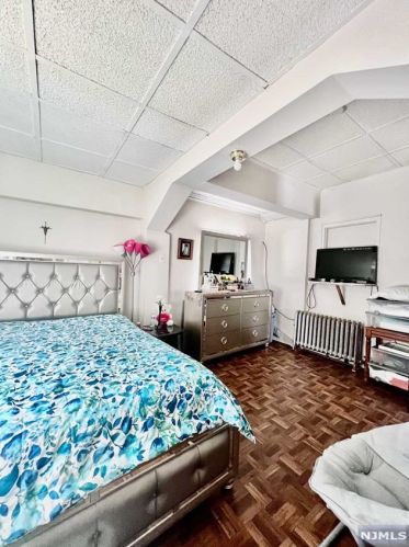 329 Park Ave, Paterson NJ  07504-2227 exterior