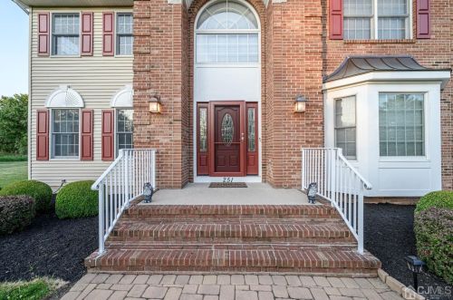 251 Ronan Way, Branchburg, NJ 08853-4184