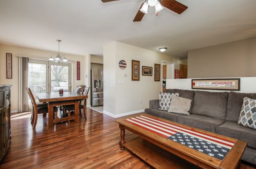 348 Sherwood Ct, Lemont IL  60440-2072 exterior