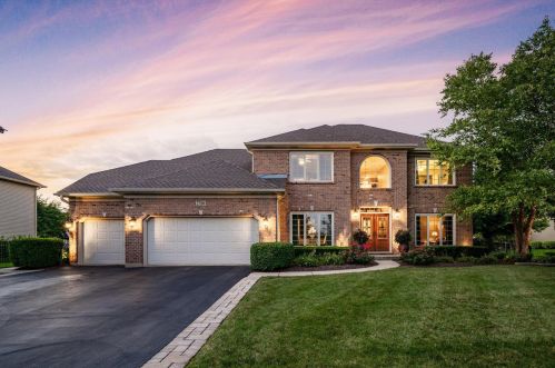 2780 Freeland Cir, Naperville, IL 60564-5827