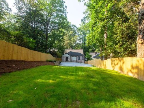 166 Lindbergh Dr, Atlanta GA  30305-3729 exterior