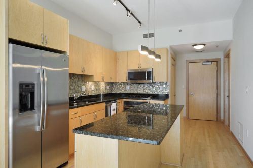 1120 2nd St, Minneapolis, MN 55415-1204