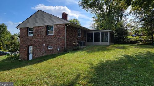 12304 Blakely Ct, Silver Spring MD 20904-1812 exterior