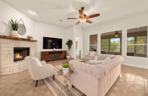 313 Flamingo Dr, Austin TX  78734-4705 exterior