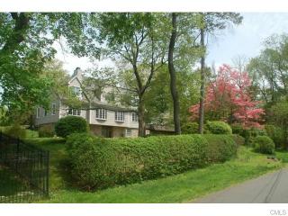 59 Gilliam Ln, Riverside, CT 06878-2200