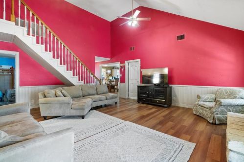 200 Blisard Rd, Webberville TX 78621-5018 exterior