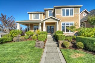 2820 Daphne St, Bellevue, WA 98029-7363