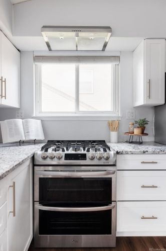 5008 Evanston St, Aurora CO 80014-3920 exterior